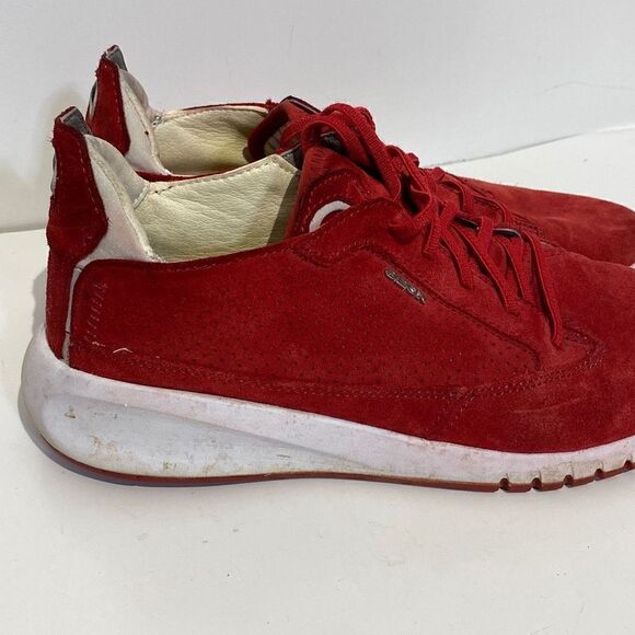 Geox Respire Men's Perforated Suede Lace-up Sneakers In Red Size 8 - Picture 2 of 11